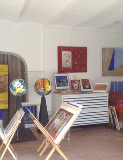 Follow Mireille Andelu on Singulart
