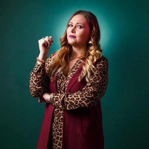 Volg Cinthya Picazo op Singulart