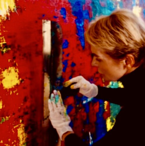 Segui Catherine Timotei su Singulart