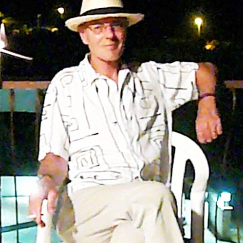 Volg F G Davis op Singulart