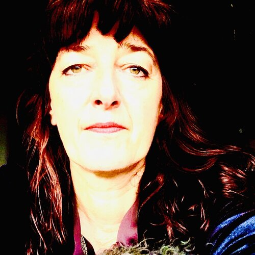 Folgen Sie Teresa Poole auf Singulart