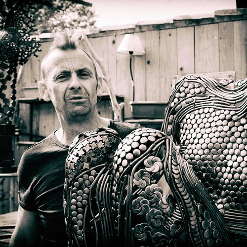 Sigue a Phils en Singulart