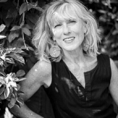 Volg Karin Moorhouse op Singulart
