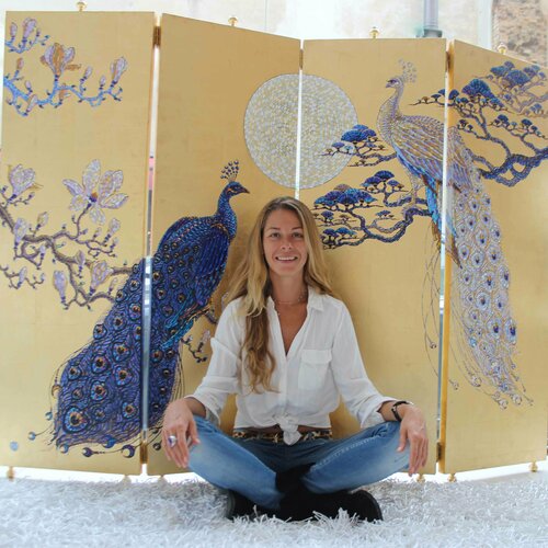 Segui Polina Ogiy su Singulart