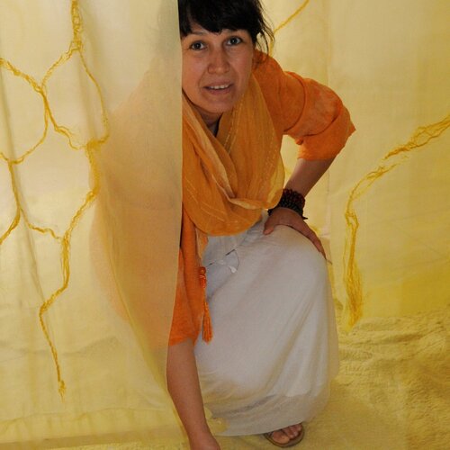 Volg Monica Paulon op Singulart