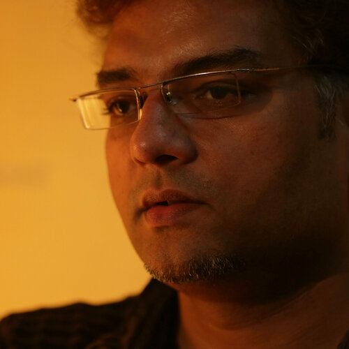 Volg Priyendra Shukla op Singulart