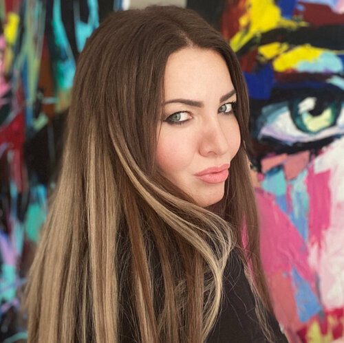 Volg Lana Frey op Singulart