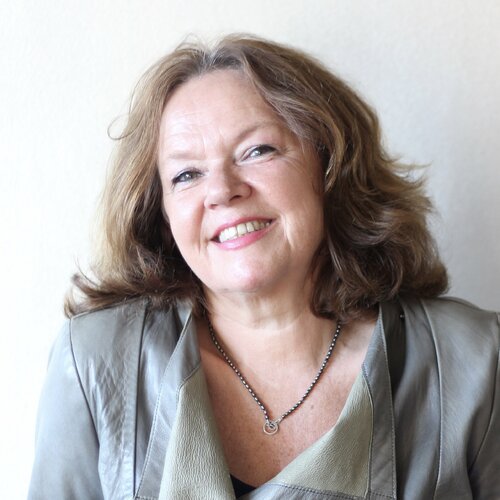 Volg Minke Buikema-Duste op Singulart