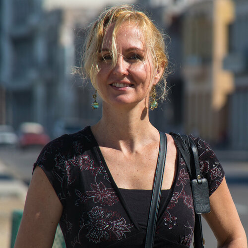 Segui Inga Mihailovic su Singulart