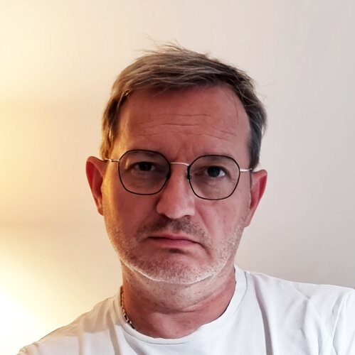 Follow Pascal Giroud on Singulart