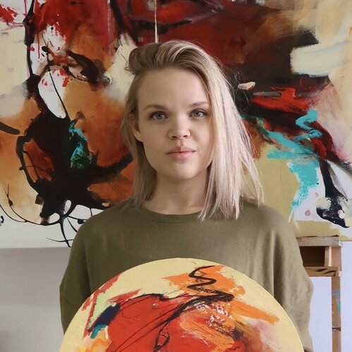 Volg Jasmin Yli-Huhtala op Singulart