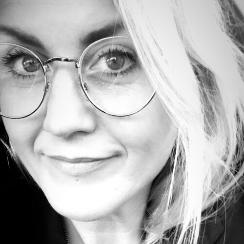 Follow Maike Barbara Maier on Singulart