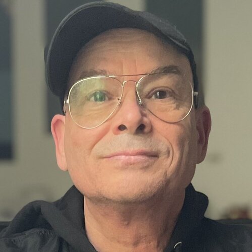 Follow Georg Dienz on Singulart
