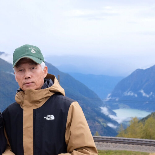 Folgen Sie Chin H Shin auf Singulart