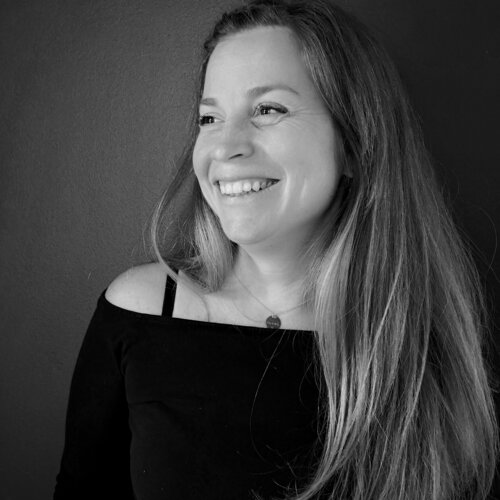 Follow Maude Ovize on Singulart