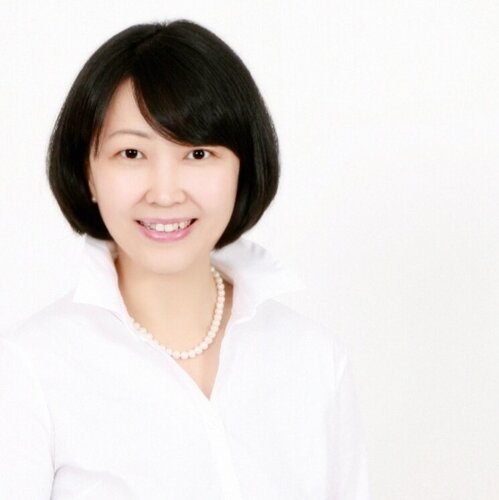 Folgen Sie Eunice Kim auf Singulart