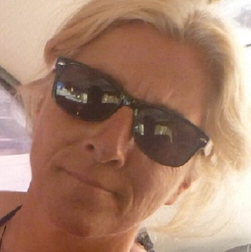 Follow Irène Pordea on Singulart