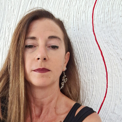 Folgen Sie CLAUDIA AMADESI auf Singulart