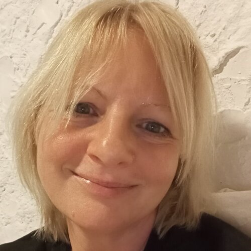 Volg Jolana Soukupová op Singulart
