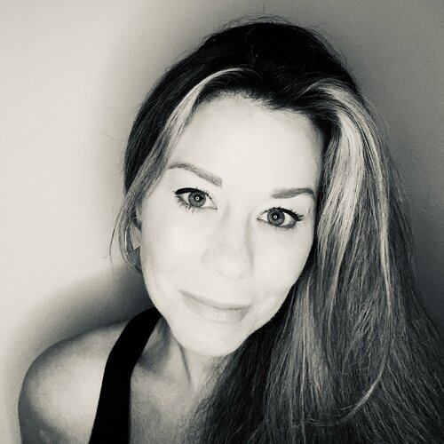 Volg Morgan Dreese op Singulart