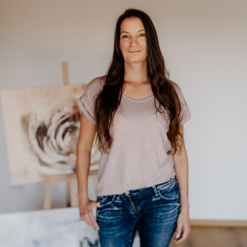 Volg Susanna Schorr op Singulart