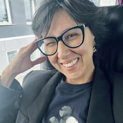 Sigue a Inna Etuvgi en Singulart