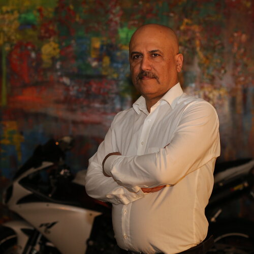 Volg Mohammad Musawi op Singulart