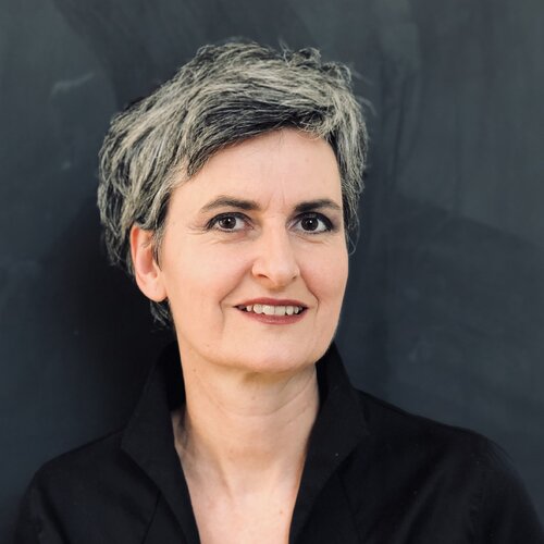 Volg Monika Wetz op Singulart