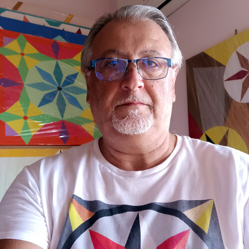 Segui Dino Puglisi su Singulart