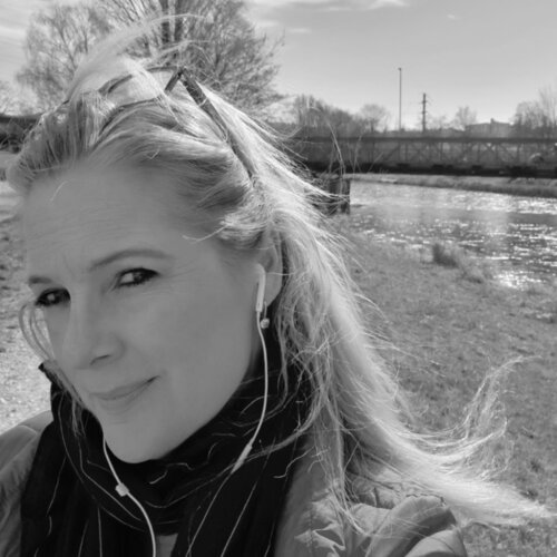 Folgen Sie Monika Signer auf Singulart