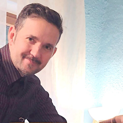 Follow Daniele Bianchi on Singulart