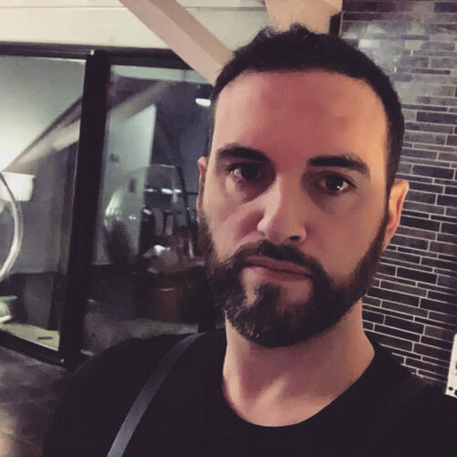 Volg Mr Pablo Costa op Singulart