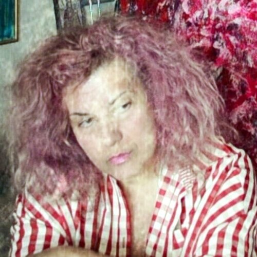 Sigue a Dimitra Papageorgiou en Singulart