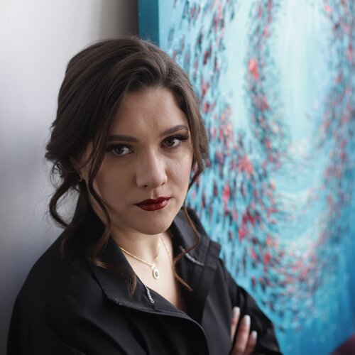Folgen Sie Anna Clark auf Singulart