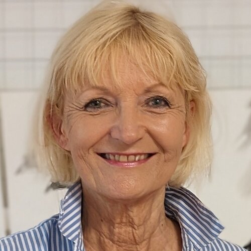 Sigue a Petra Herrmann en Singulart