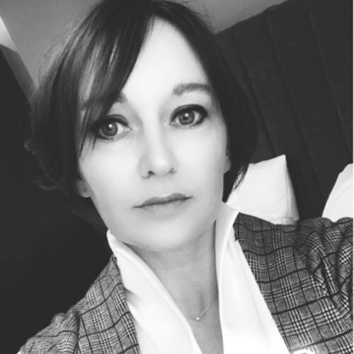 Volg Khélène op Singulart