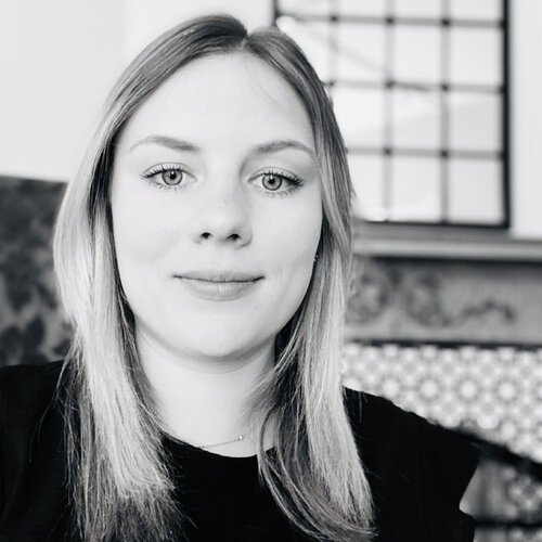 Volg Eva Zauner op Singulart