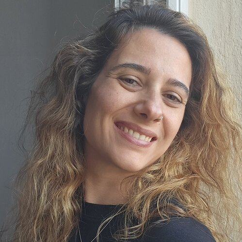 Volg Camila Noris op Singulart
