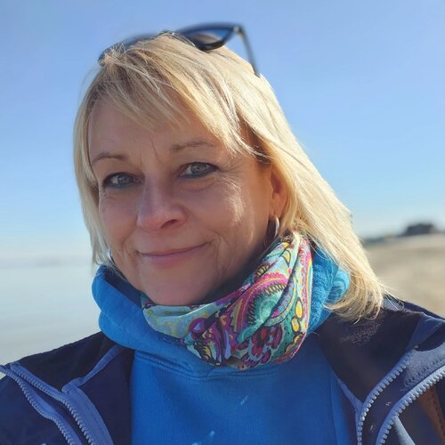 Volg Petra Erengil op Singulart