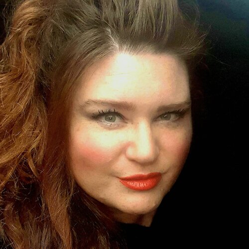 Volg Sabine Leise op Singulart