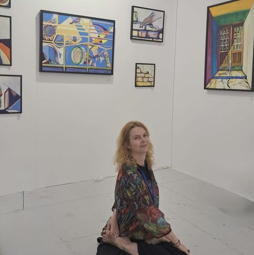 Follow Sandra Poikane on Singulart