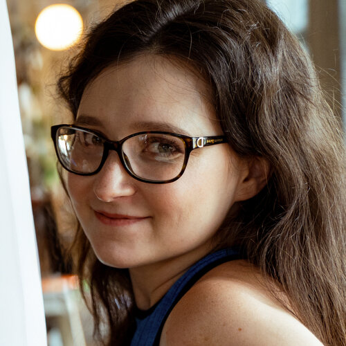 Volg Alita Ruf op Singulart