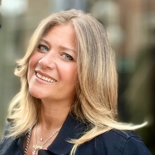 Segui Liliana Lo Verde su Singulart