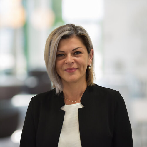 Volg Inna Horch op Singulart