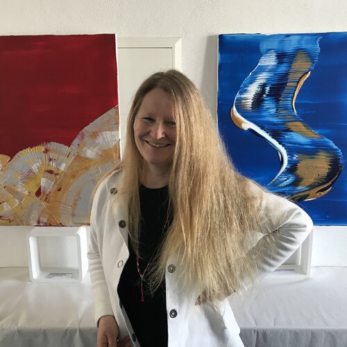 Volg Kristina Bauer op Singulart