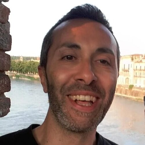 Sigue a Massimiliano Max.in.Art en Singulart