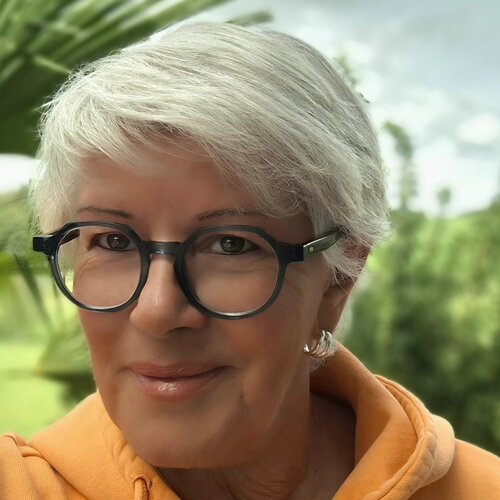 Folgen Sie Monika Stoffel auf Singulart