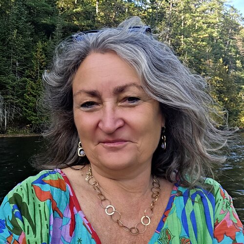 Follow Birgit Huttemann-Holz on Singulart