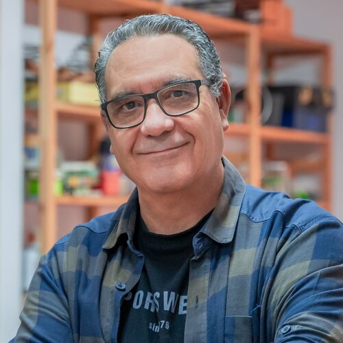 Sigue a Diego Arribas en Singulart