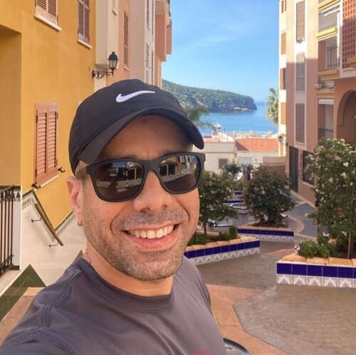 Suivez Nano Ramos sur Singulart